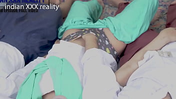Indian Sex Step Family in hindi XXX