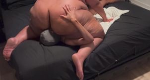 Hard Face Riding a Slim Chaser