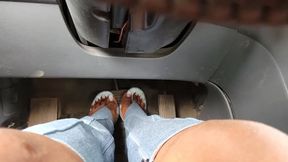 Temperamental Honda Car Struggles In Boots!
