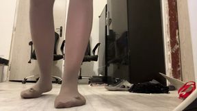 Put on My Nylons and Have Squirt in Them