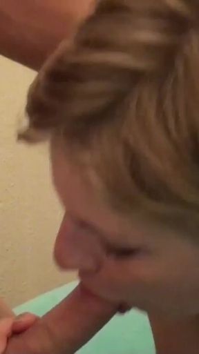 August Sunshine fucks and sucks cock for amateur scene