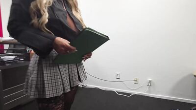 MILF Misty Caitlin Gets Creampie Sex
