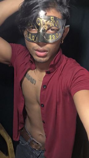 Strip and Cum Fitness Model