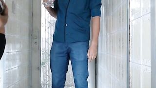 Blowjob and a Glass of Water for the Delivery Guy!