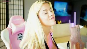 Waifu Cristal Private Show