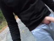 Deutschland, wo du öffentlich wichsen kannst, weil‘s eh keinen juckt.