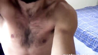 Fucking Hot Bearded 30yo Uncut Amateur Takes Control & Seduces Those Watching Before Shooting A Load