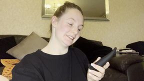 eliza fucks her arse with anal toys