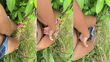 rica colombiana se frota el coño en el campo
