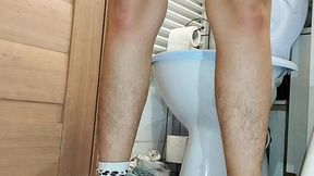 Sexy mom experiments in the fitting room &mdash;  big booty and sexy thighs