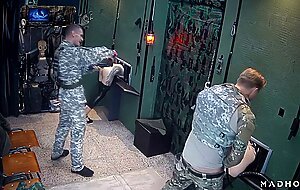 Madgloryholes, the biggest army party in history