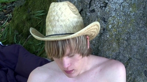 Next Door Twink: Blowjob as Peaceful Resolution
