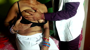 Doctor fucks patient girl&#039_s pussy in hindi voice