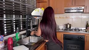 My boyfriend finds me cooking and gives me a great fuck - Alejandra Palacios