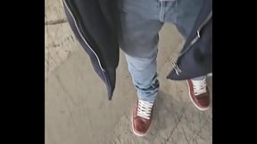 Pour la nouvelle ann&eacute_e, je propose une fellation &agrave_ des inconnus!