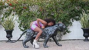 Jezabel Vessir - Getting Wet And Wild