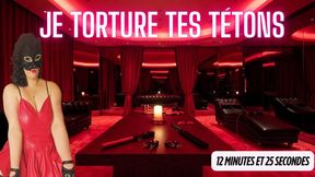 Je joue avec tes tetons
