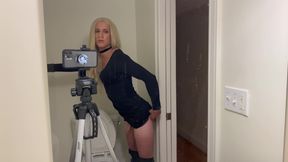 Hot Crossdresser Gets Fucked by Ejaculation Dildo