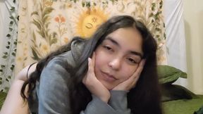 Latina girl likes to masturbate