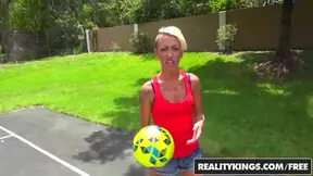 Hot - Street BlowJobs - Facial Fun