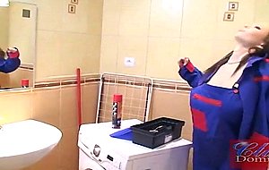 Dominno the repairer porno videos