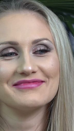 Lina LeClaire - BEHIND THE SCENES - INTERVIEW UND ALLE CASTING VIDEOS AUF FUNDORADO   Clip 1