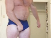 Beefy Bodybuilder Flexing Tease OnlyfansBeefBeast