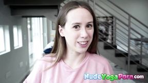 Femme fatale amateur's nudeyogaporn scene