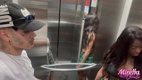 desconhecido do elevador me leva na casa dele eu nao imaginei que faria isso comigo