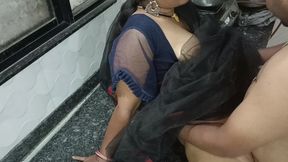 Desi Marathi Kavita Bhabhi Fuck with Brother in Law in Kitchen