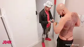 Cliente Paga 100$ Ao Entregador Para Fazer Sexo E Deixar Filmar