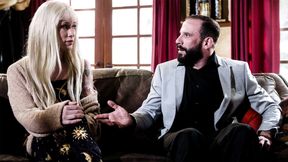 ”Huge dick step dad reunites with TS stepdaughter by pounding her”