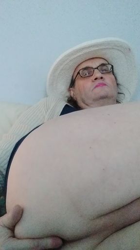 Housewife Sveta Lusin. 2025m