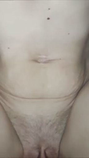 Cute MILF gets a creampie in missionary