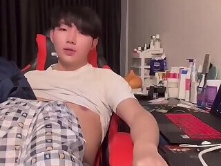 thai teetw fucks twink