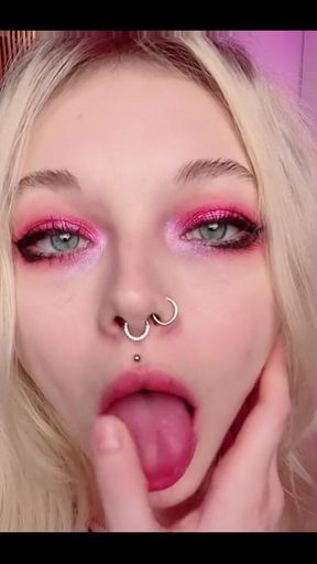 Does That Makes You Wanna Feel My Lips Around Your Dick?