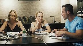 Mona Blue 7zdl6cjhwk5b-yf4