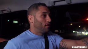 Damon Dice And Anya Ivy - Hourglass-bodied Lady Has Coitus In A Car