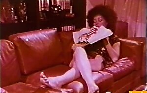 Lesbian Peepshow Loops 659 70s and 80s - Scene 1