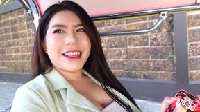 Chubby Thai MILF amateur tart picked up for sex in a TukTuk