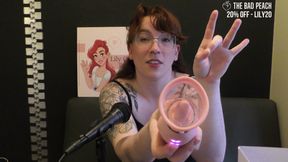 NSFW Review of the Honey Pistil Licking Vibrator From the Bad Peach