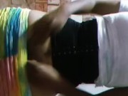Se queda solo el gym y aprovecho en baño a cachondear