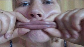 FACE STRETCHING AND BIG FISH LIPS 14 Ln