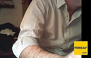 Hot mature bear cumming