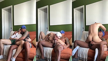 FUDENDO O JOGADOR DE FUTEBOL.