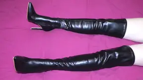 Milf in overknee boots gets a deep bootjob and bootfuck
