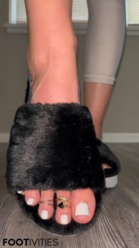 Slippers Fetish Model and Dangle