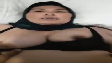 Di sepong ibu kandung