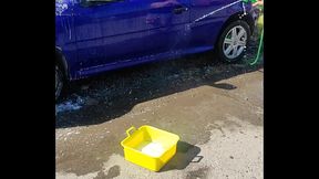 2 gorditos chilenos  ricos lavando auto (no evitar&aacute_s correrte)