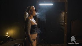 Anette and her quiet cigarette break FHD MP4